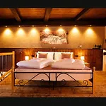 Il Fiore Di Pietra Holiday home Cuzzago