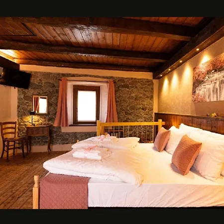 Il Fiore Di Pietra Semesterbostad *