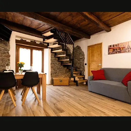 Semesterbostad Il Fiore Di Pietra