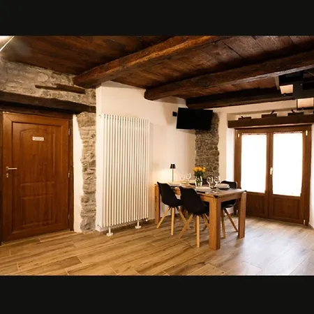 Il Fiore Di Pietra * Cuzzago