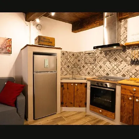 Il Fiore Di Pietra Holiday home Cuzzago