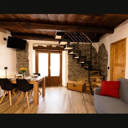 Il Fiore Di Pietra * Cuzzago