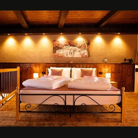 Il Fiore Di Pietra Casa vacanze Cuzzago