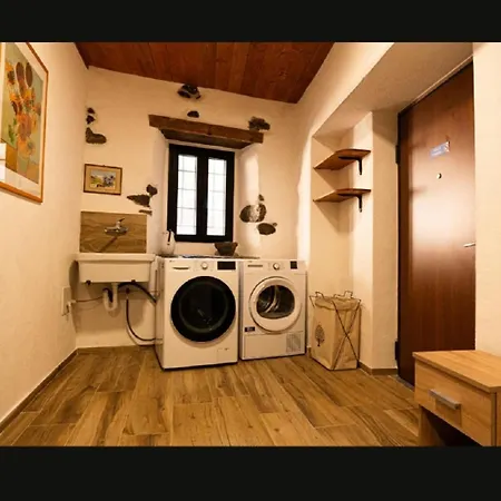 Holiday home Il Fiore Di Pietra Cuzzago