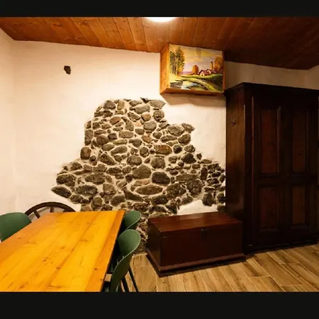 Il Fiore Di Pietra