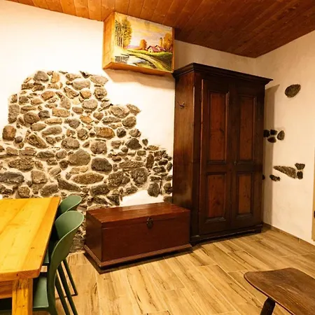 Il Fiore Di Pietra * Cuzzago