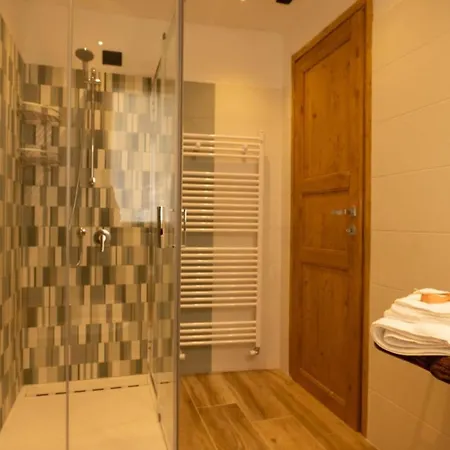 Semesterbostad Il Fiore Di Pietra