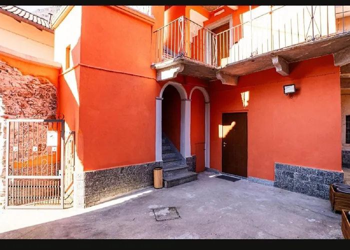 Il Fiore Di Pietra Hébergement de vacances *