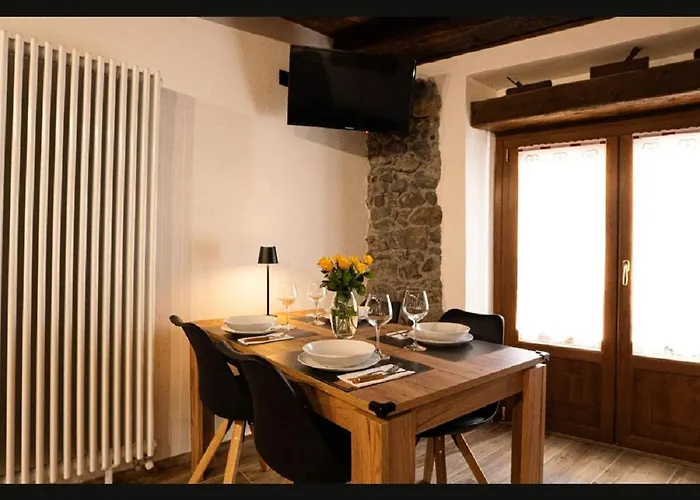 Il Fiore Di Pietra Cuzzago