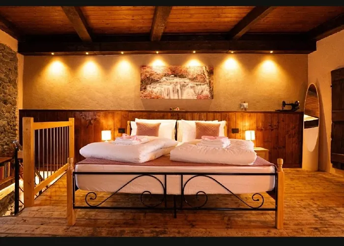 Il Fiore Di Pietra Dom wakacyjny Cuzzago