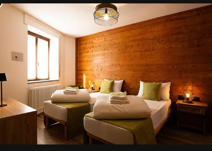 Il Fiore Di Pietra * Cuzzago