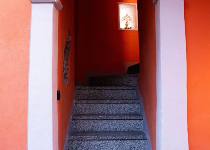 Dom wakacyjny Il Fiore Di Pietra Cuzzago